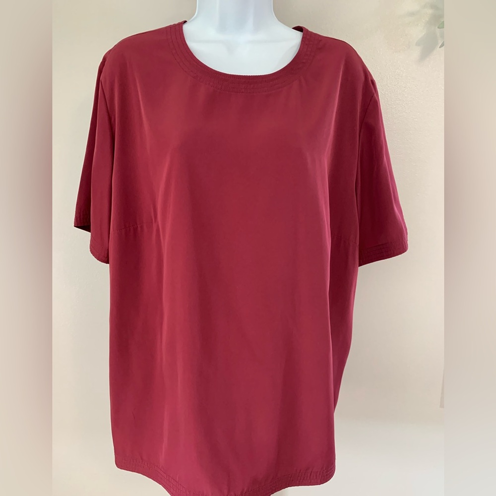 Laura Scott Burgundy Short Sleeve Top